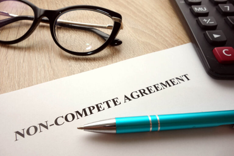 AEW Reportedly Don’t Have Non-Compete Clauses In Many Of Their Contracts