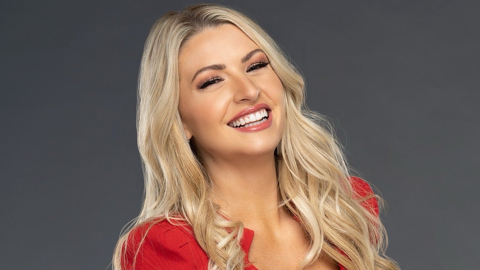 McKenzie Mitchell Officially Signs With TNA As A Ring Announcer