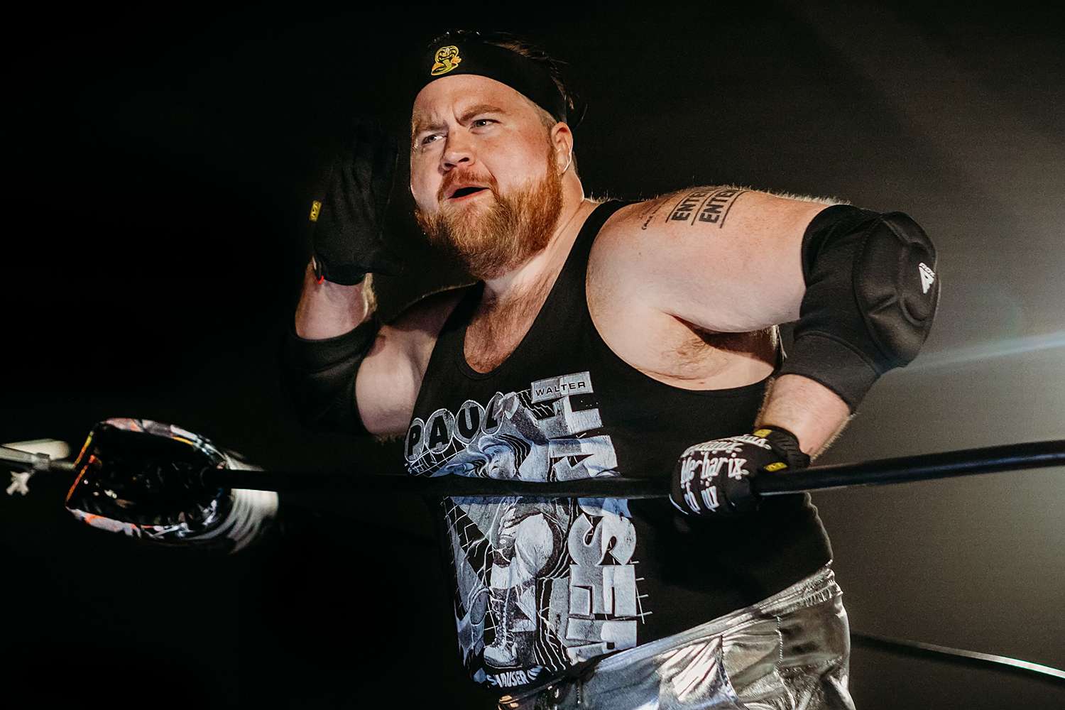 Paul Walter Hauser wresting 2 051424 5ebd853aec454ef8ba0157ba9b1c7257