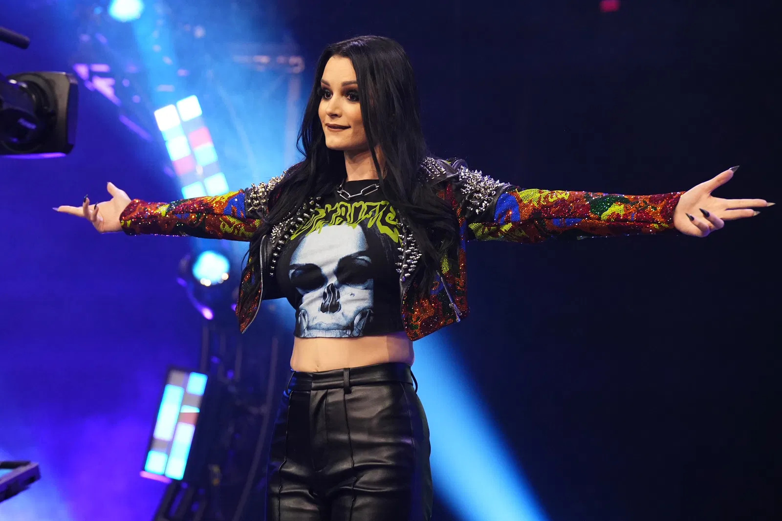 saraya announces aew departure